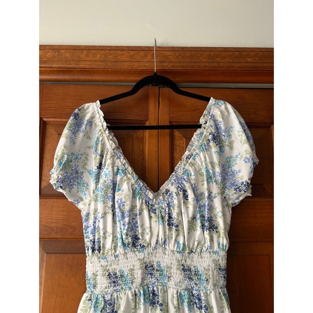 Abercrombie & Fitch Women's Blue Floral Smocked Puff Sleeve Midi Dress Size LT - Picture 3 of 11